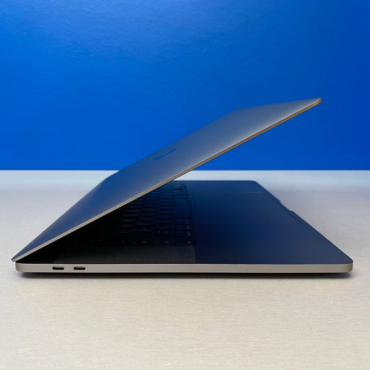 Apple MacBook Pro 16" - A2141 (i7/16GB/512GB SSD/Radeon Pro 5300M 4GB)