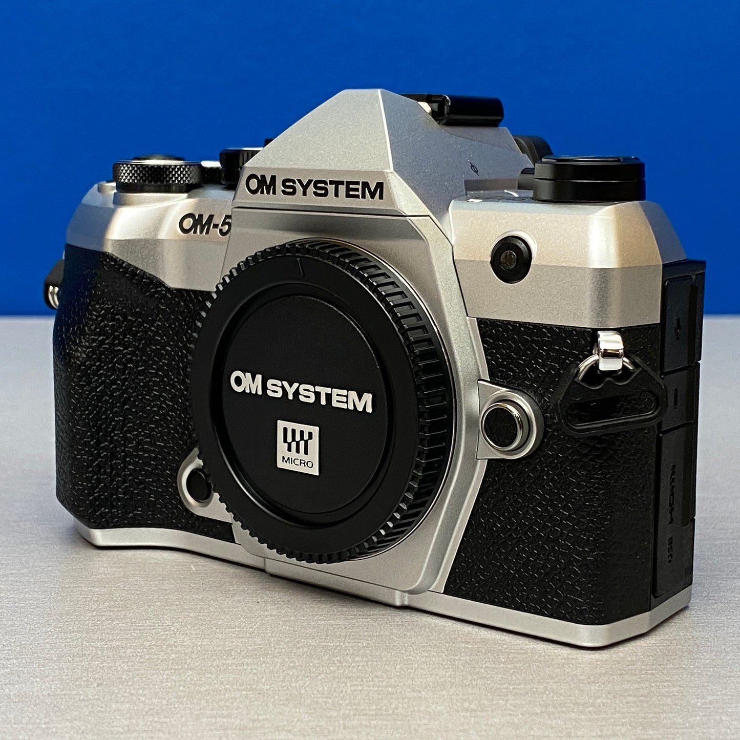 OM System OM-5 Mark II (Corpo) - 20.4MP | NOVA