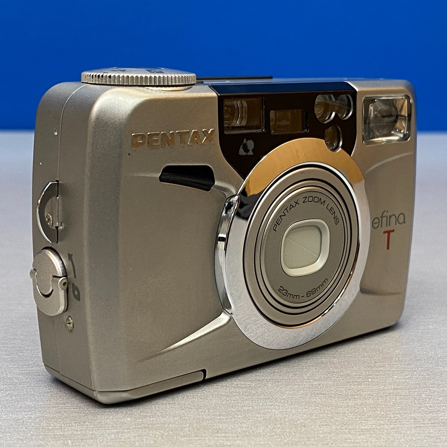 Pentax efina T (Point & Shoot)