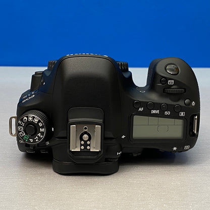 Canon EOS 80D (Corpo) - 24.2MP | NOVA