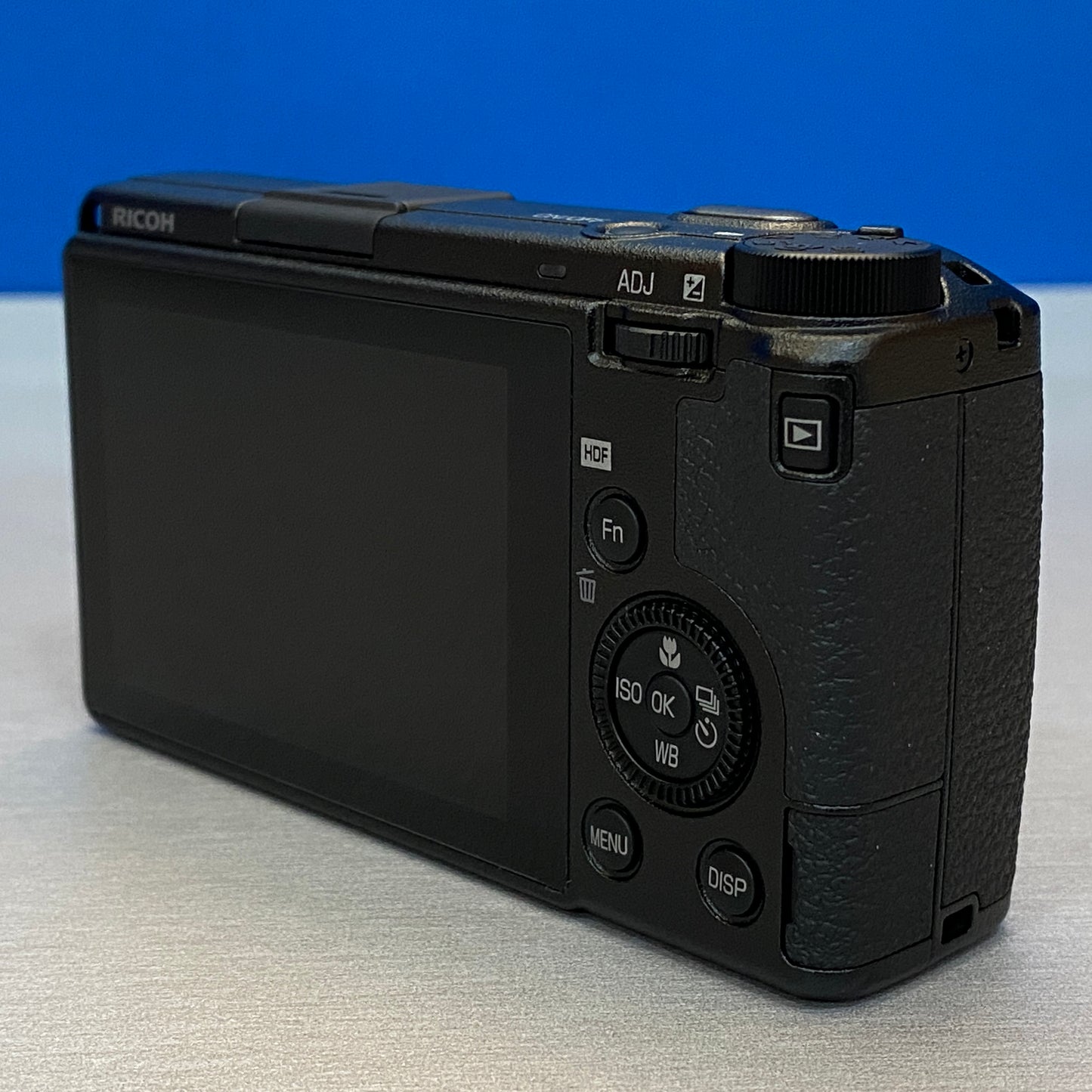 RICOH GR IIIx HDF (24.2MP) - NOVA