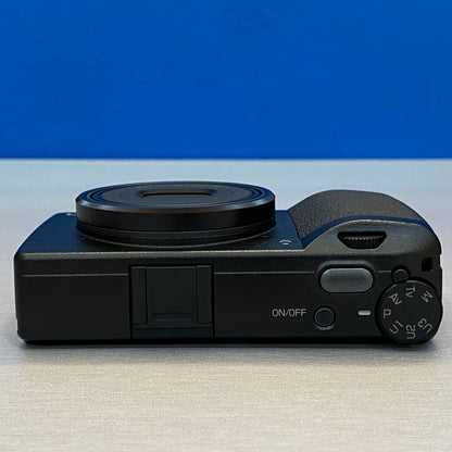 RICOH GR IIIx HDF (24.2MP) - NOVA