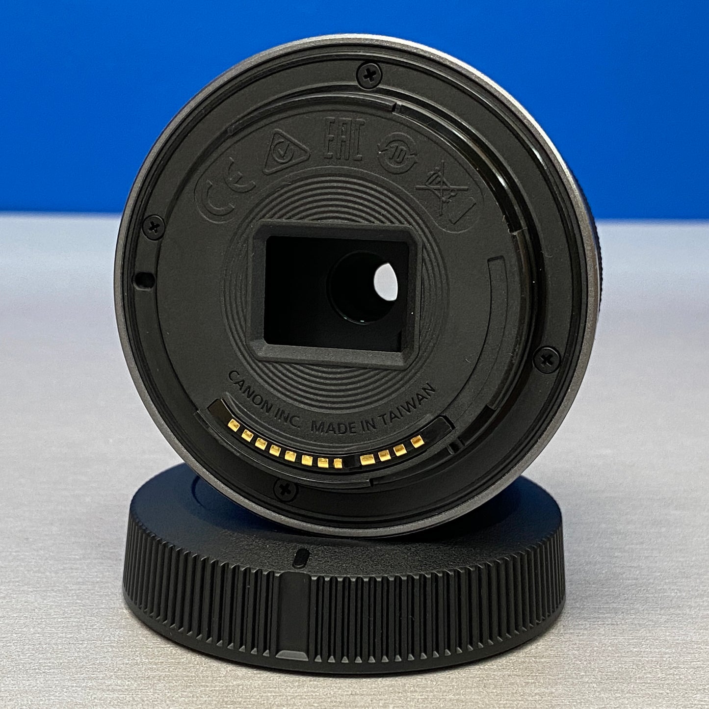 Canon RF-S 18-45mm f/4.5-6.3 IS STM