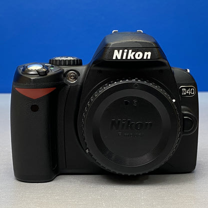 Nikon D40 (Corpo) - 6.1MP
