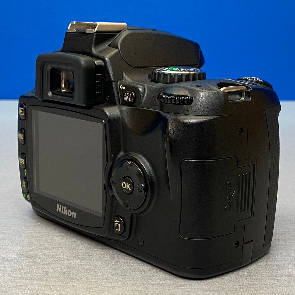 Nikon D40 (Corpo) - 6.1MP