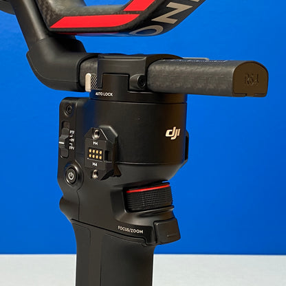 DJI RS 4 Pro | Estabilizador