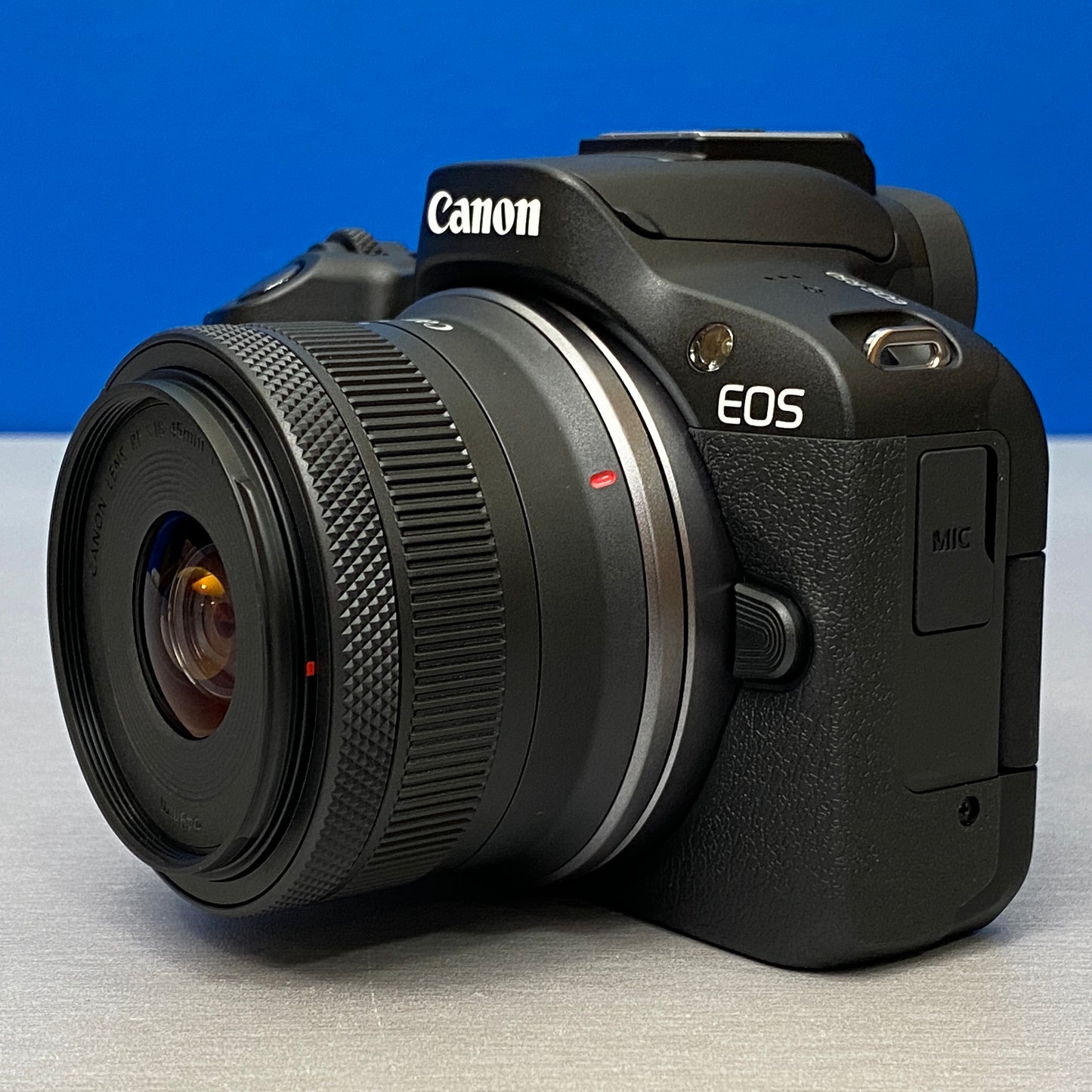 Canon EOS R50 (24.2MP) + RF-S 18-45mm f/4.5-6.3 IS STM | NOVA