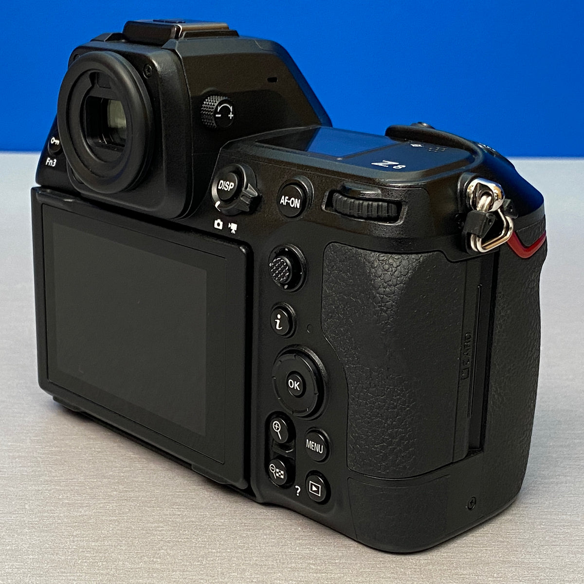 Nikon Z8 (Corpo) - 45.7MP