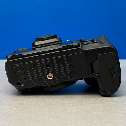 Nikon Z8 (Corpo) - 45.7MP