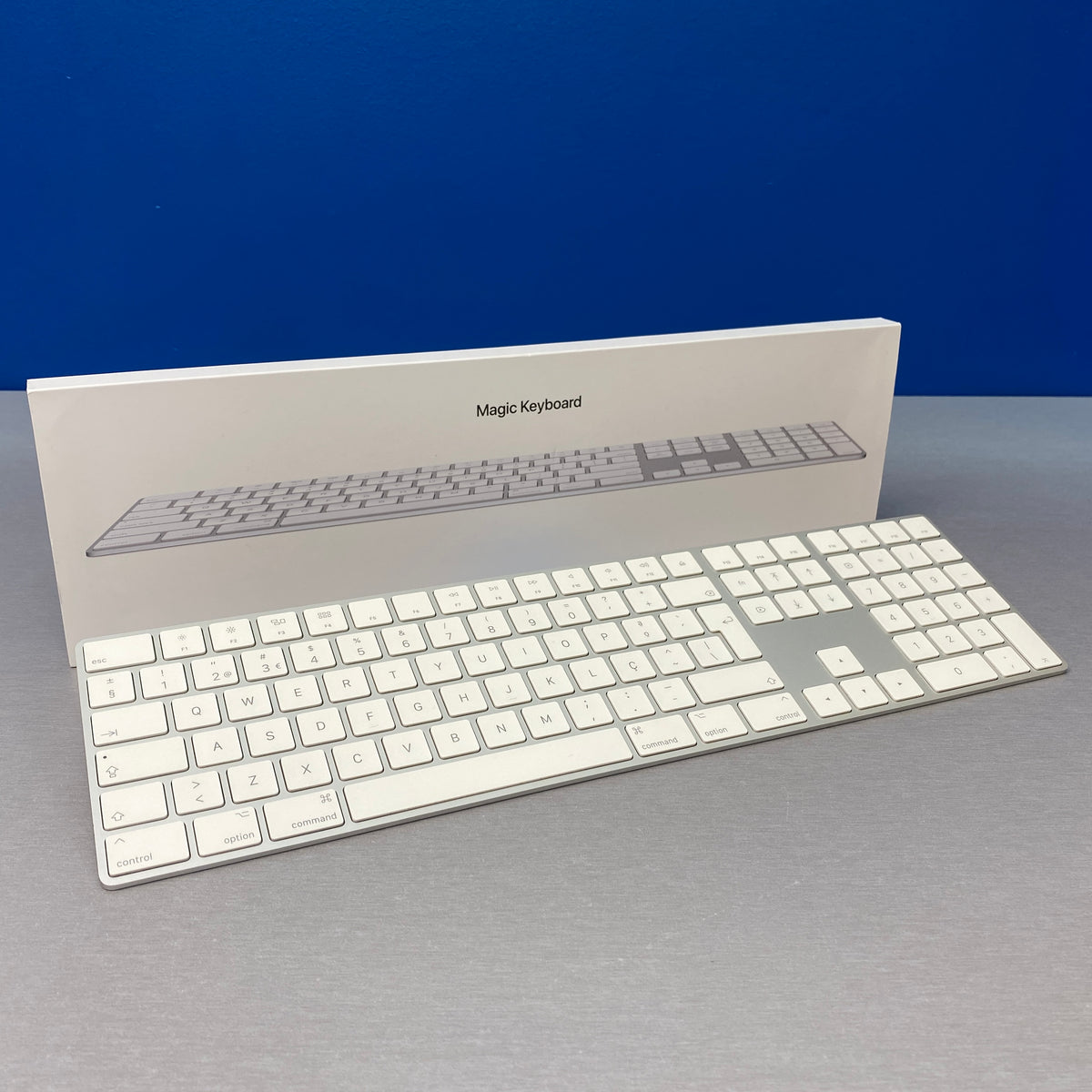Apple Magic Keyboard with Numeric Keypad | White