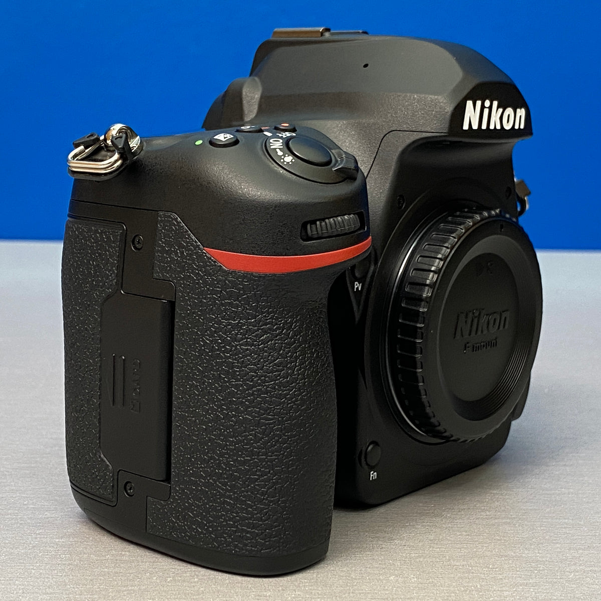Nikon D780 (Corpo) - 24.5MP