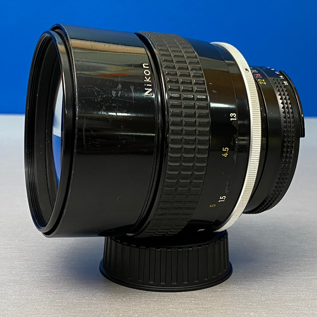 Nikon Nikkor 135mm f/2 (Ai)