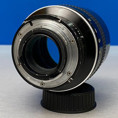Nikon Nikkor 135mm f/2 (Ai)