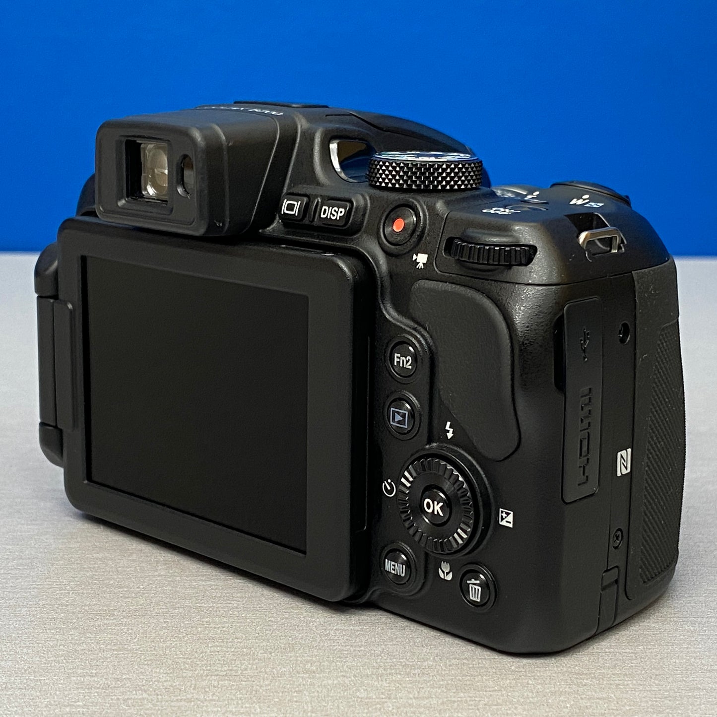 Nikon Coolpix B700 | 20.3MP | 60x Optical Zoom | Wi-Fi