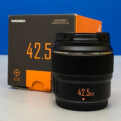 Yongnuo 42.5mm f/1.7 | Olympus/Panasonic - Micro 4/3