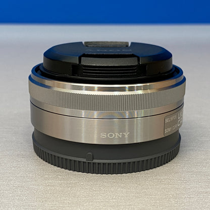 Sony E 16mm f/2.8