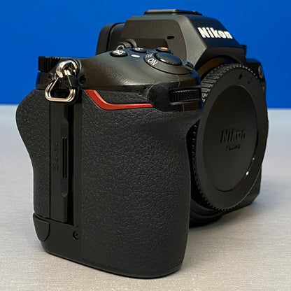 Nikon Z6 III (Corpo) - 24.5MP