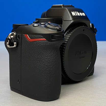 Nikon Z50 II (Corpo) - 20.9MP - NOVA