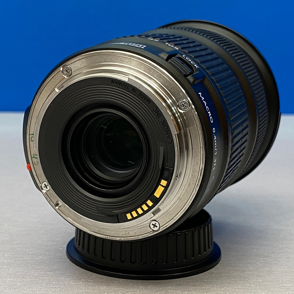 Canon EF 24-105mm f/3.5-5.6 IS STM