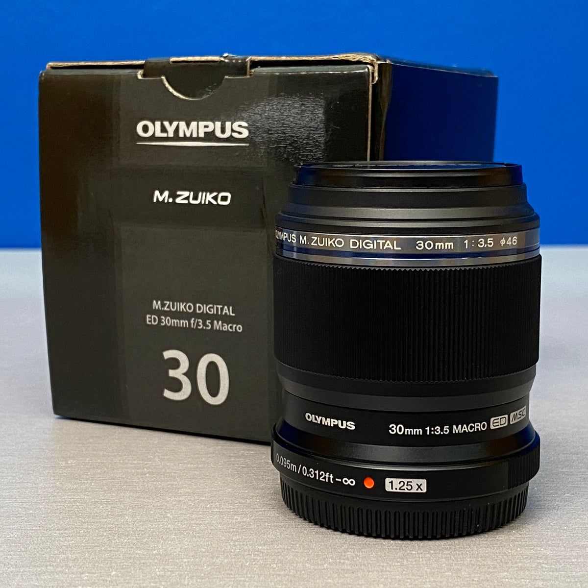 Olympus M.Zuiko Digital 30mm f/3.5 Macro