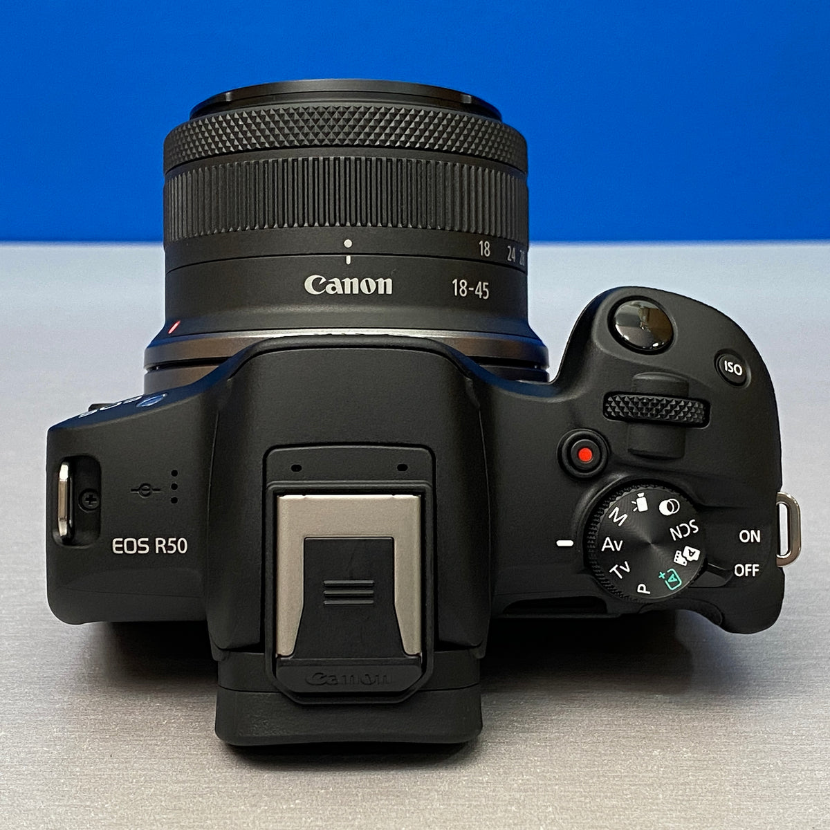 Canon EOS R50 (24.2MP) + RF-S 18-45mm f/4.5-6.3 IS STM