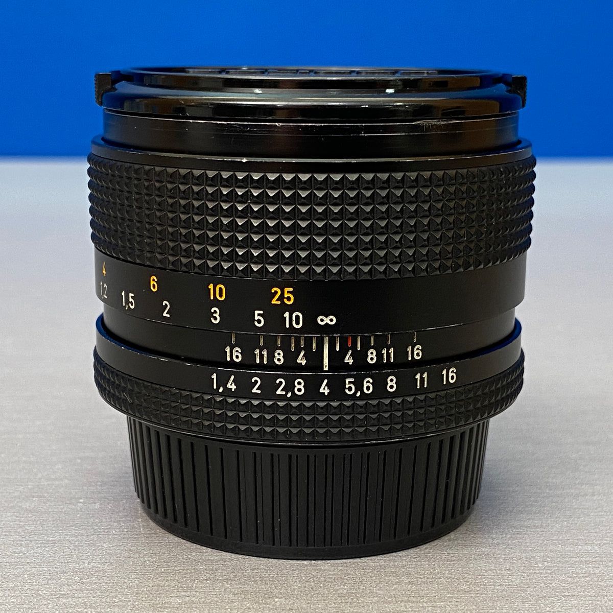 Carl Zeiss Planar 50mm f/1.4 T* | Contax/Yashica | CY