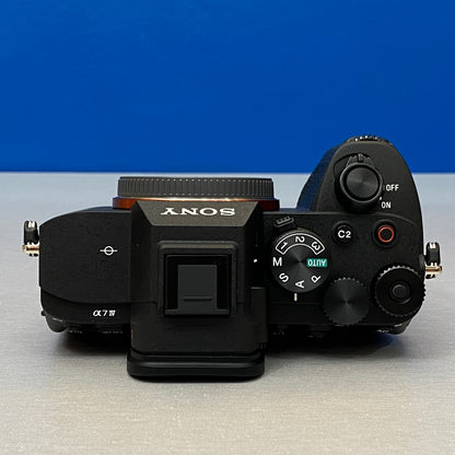 Sony Alpha A7 IV (Corpo) | 33MP | NOVA