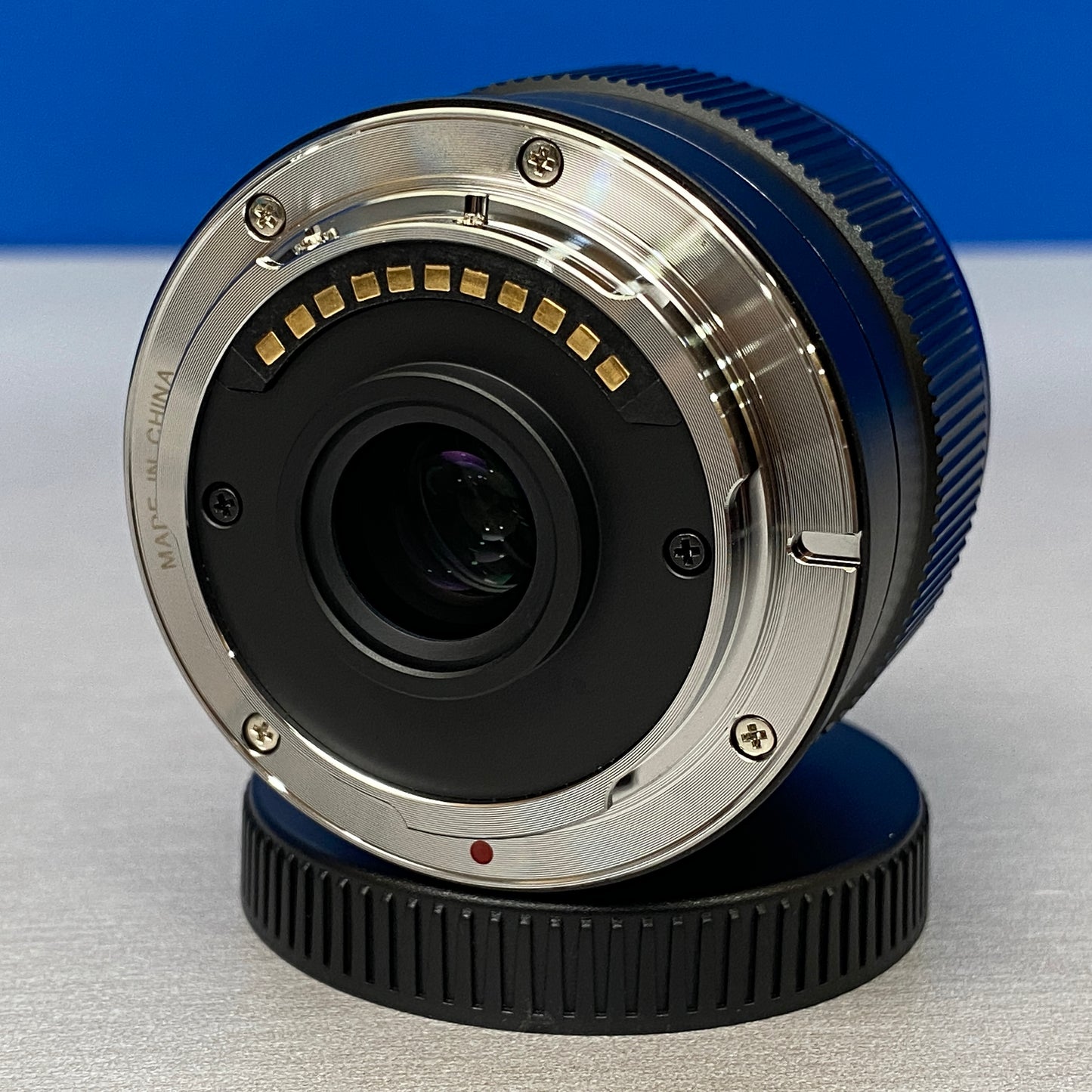 Laowa AE 7.5mm f/2 | NOVA