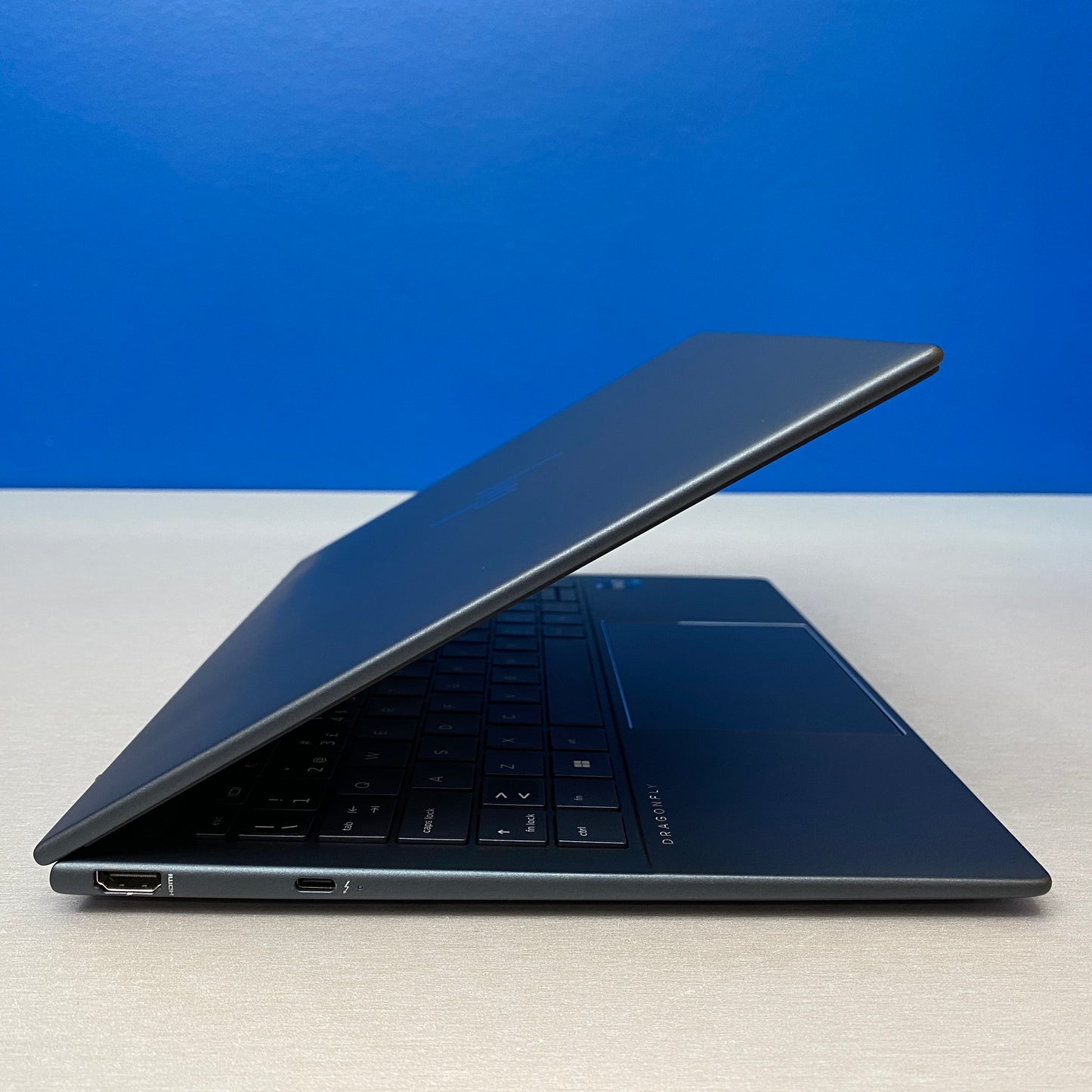 HP Elite Dragonfly G3 | 13.5" IPS WUXGA+ | i7-1255U | 16GB | 512GB | 990g