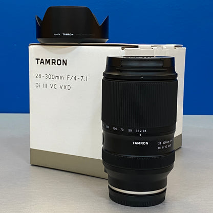Tamron 28-300mm f/4-7.1 Di III VC VXD (NOVA)