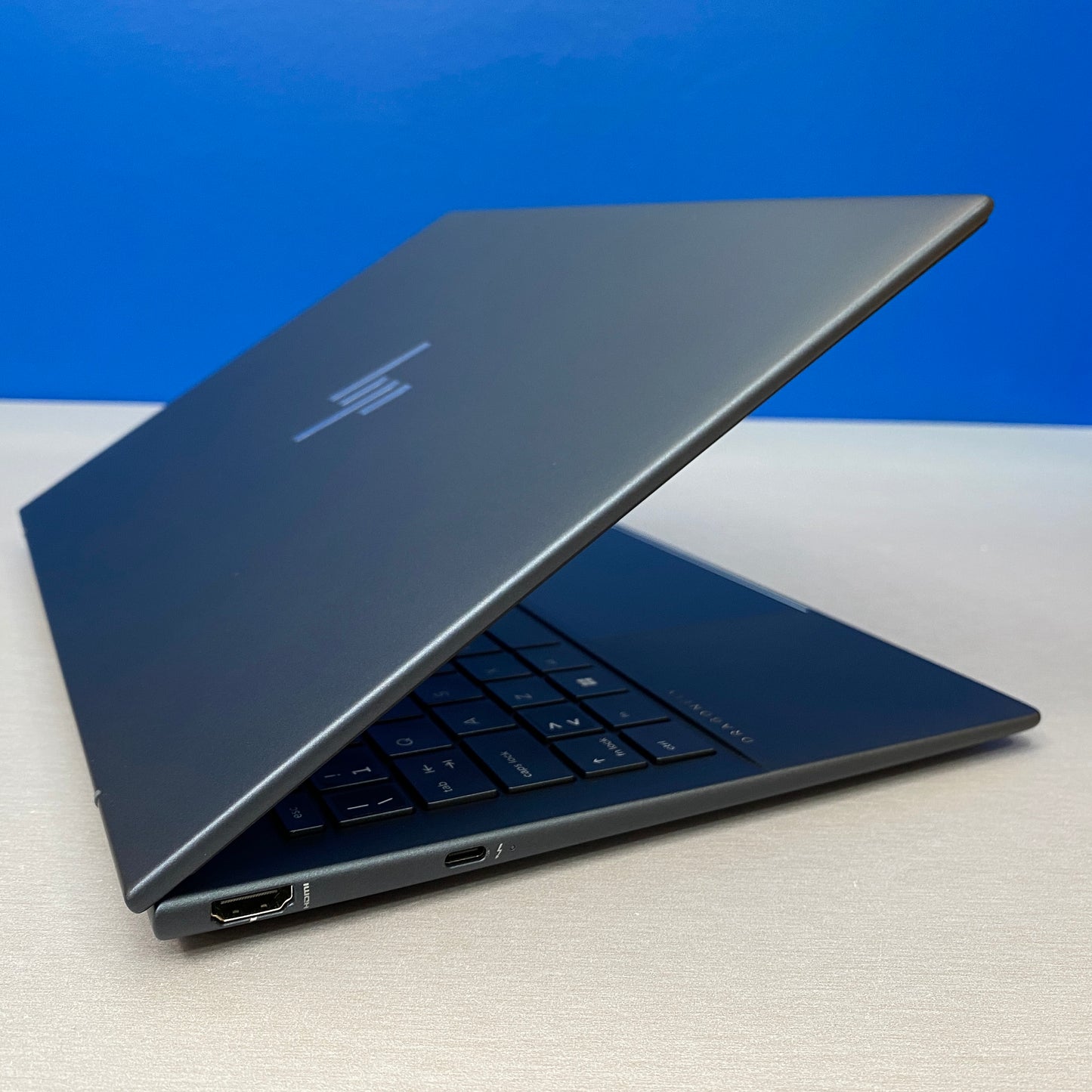 HP Elite Dragonfly G3 | 13.5" IPS WUXGA+ | i7-1255U | 16GB | 512GB | 990g