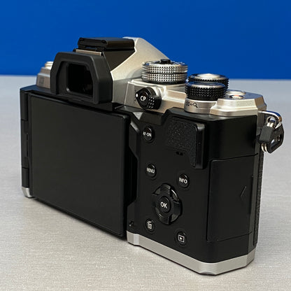 OM System OM-3 (Corpo) - 20.4MP