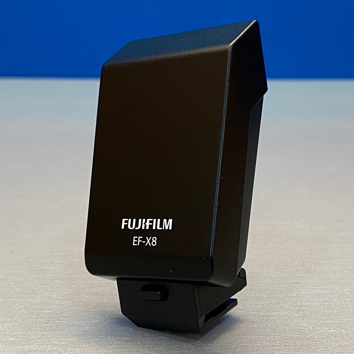 Fujifilm EF-X8