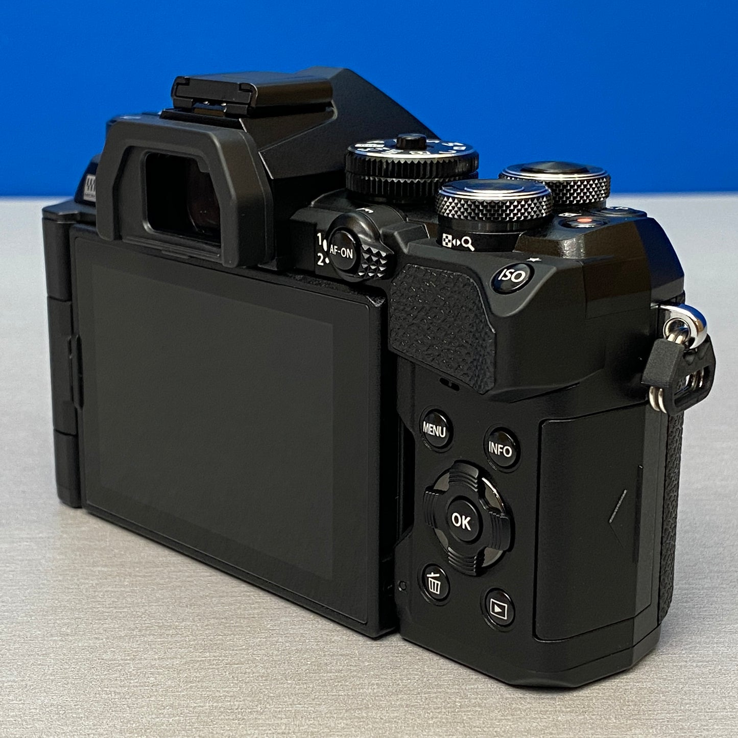 OM System OM-5 Mark II (Corpo) - 20.4MP | NOVA