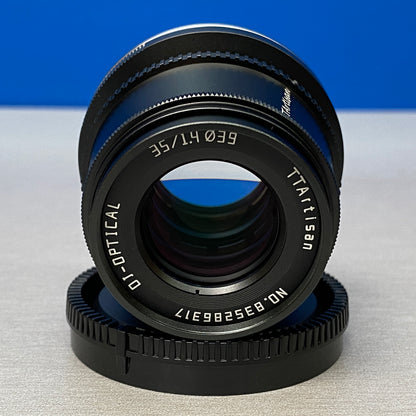 TTArtisan 35mm f/1.4 | NOVA