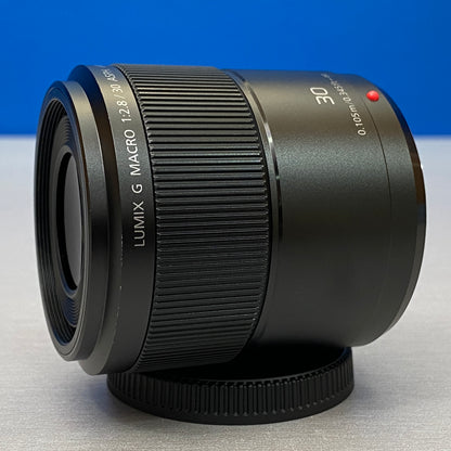 Panasonic Lumix G Macro 30mm f/2.8 ASPH MEGA O.I.S.