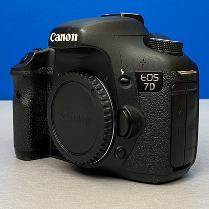 Canon EOS 7D (Corpo) - 18MP