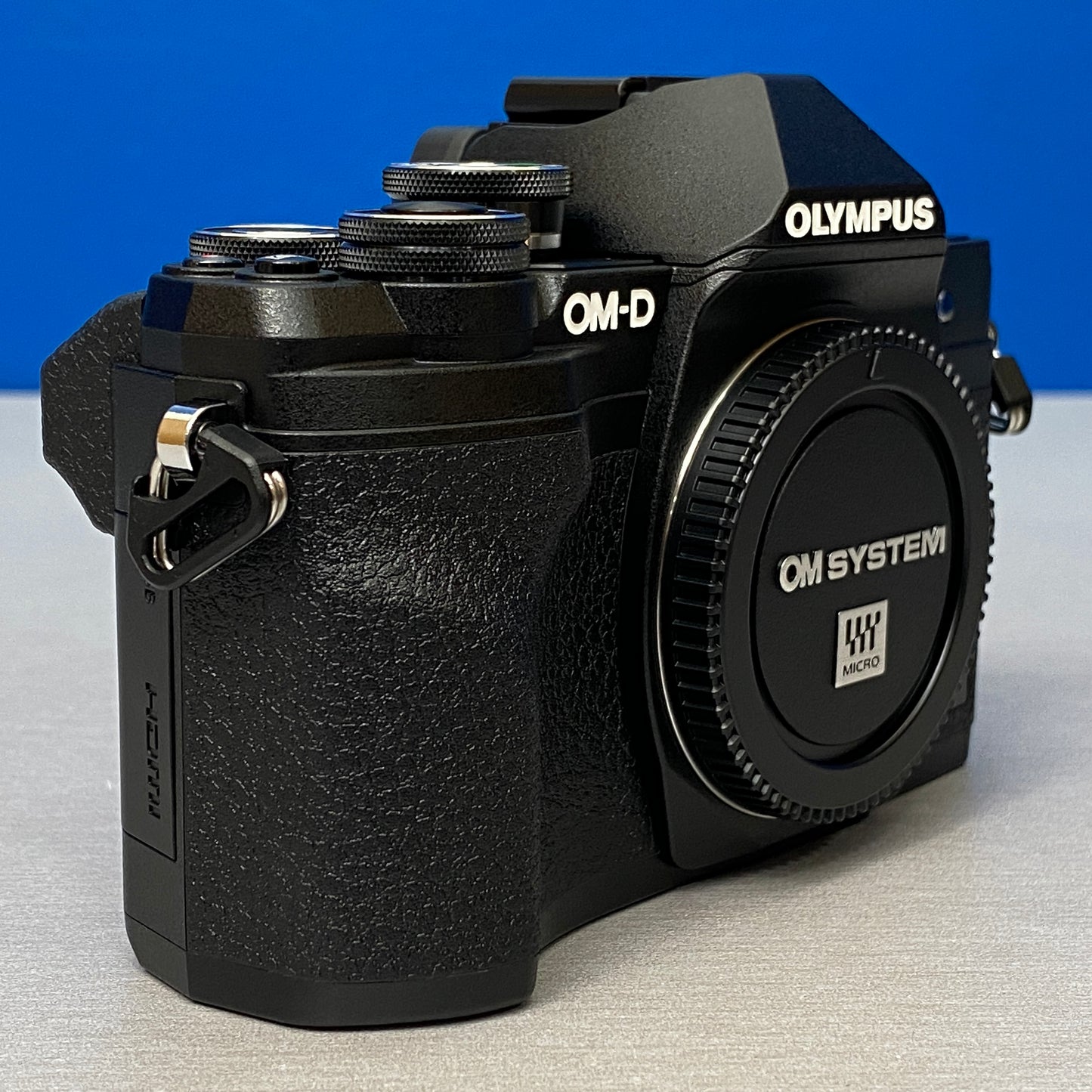 Olympus OM-D E-M10 Mark IV (Corpo) - 20.3MP | NOVA