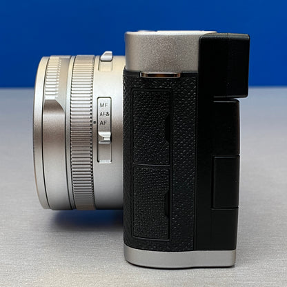 Panasonic Lumix L10 | 20.4MP | Silver | NOVA
