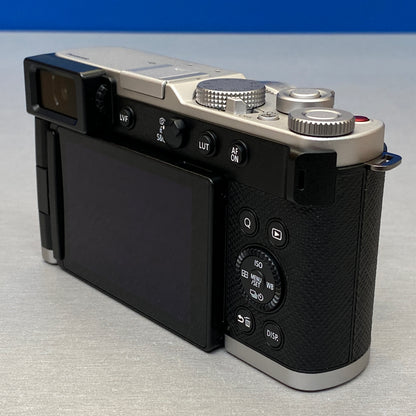 Panasonic Lumix L10 | 20.4MP | Silver | NOVA
