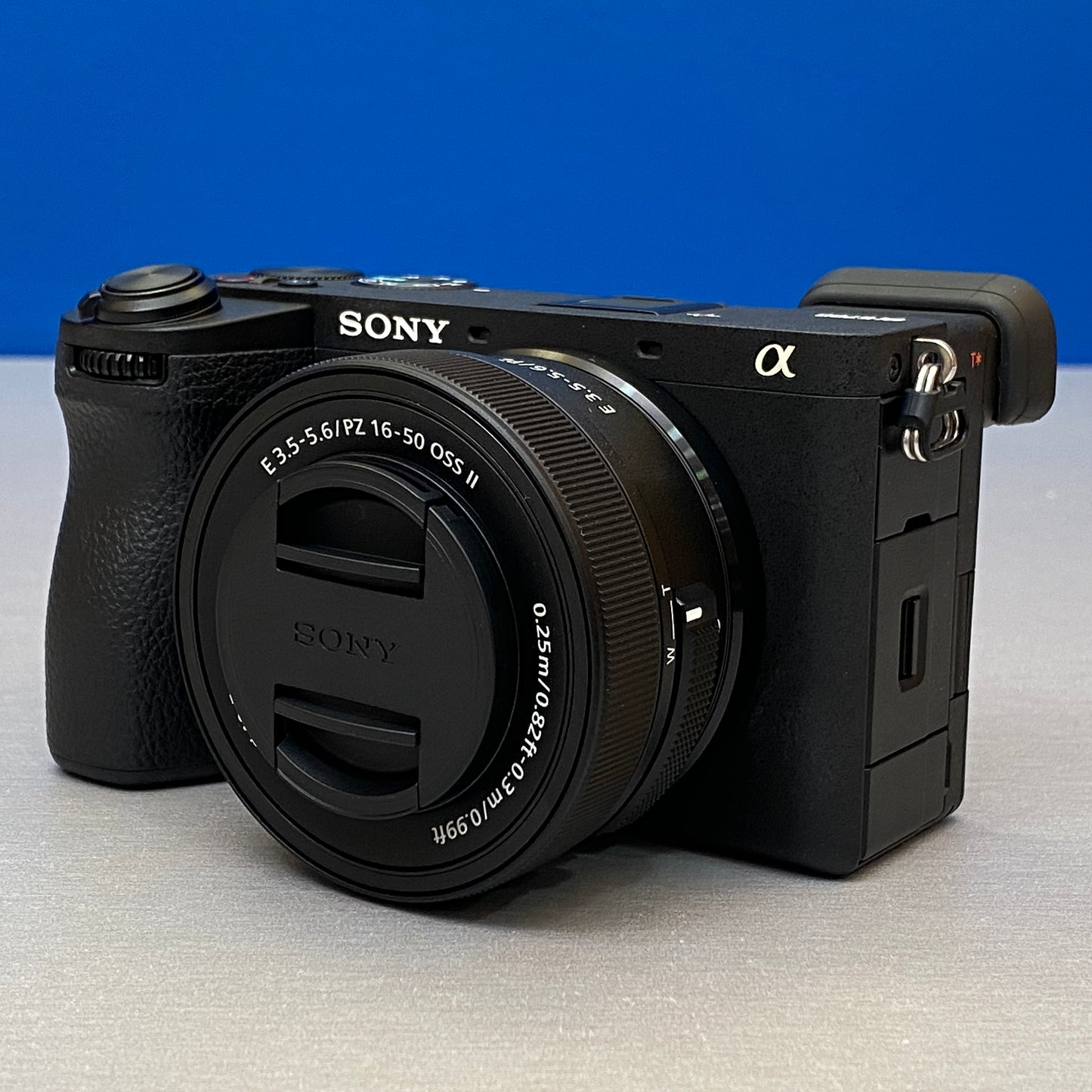 Sony Alpha A6700 (26MP) + E PZ 16-50mm f/3.5-5.6 OSS II