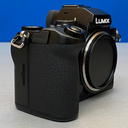 Panasonic Lumix DC-S5 (Corpo) - 24.2MP