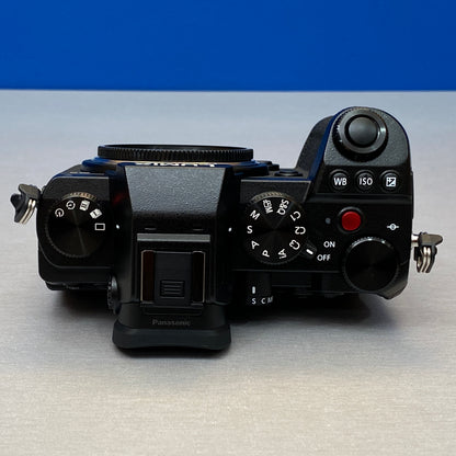 Panasonic Lumix DC-S5 (Corpo) - 24.2MP