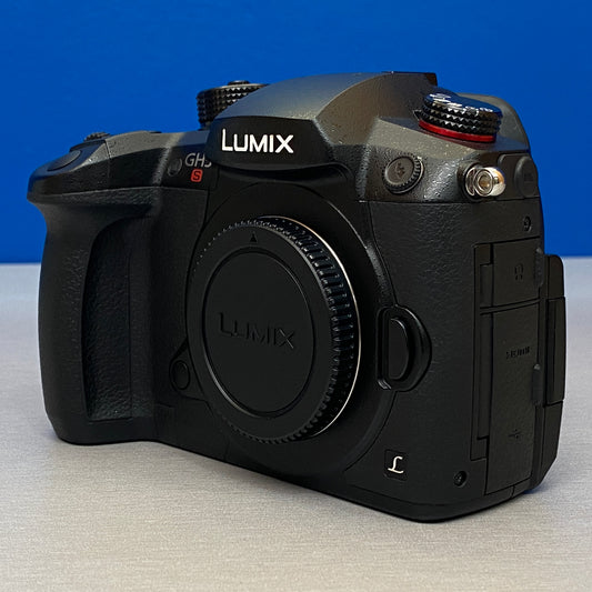Panasonic Lumix DC-GH5S (Corpo) - 10.2MP