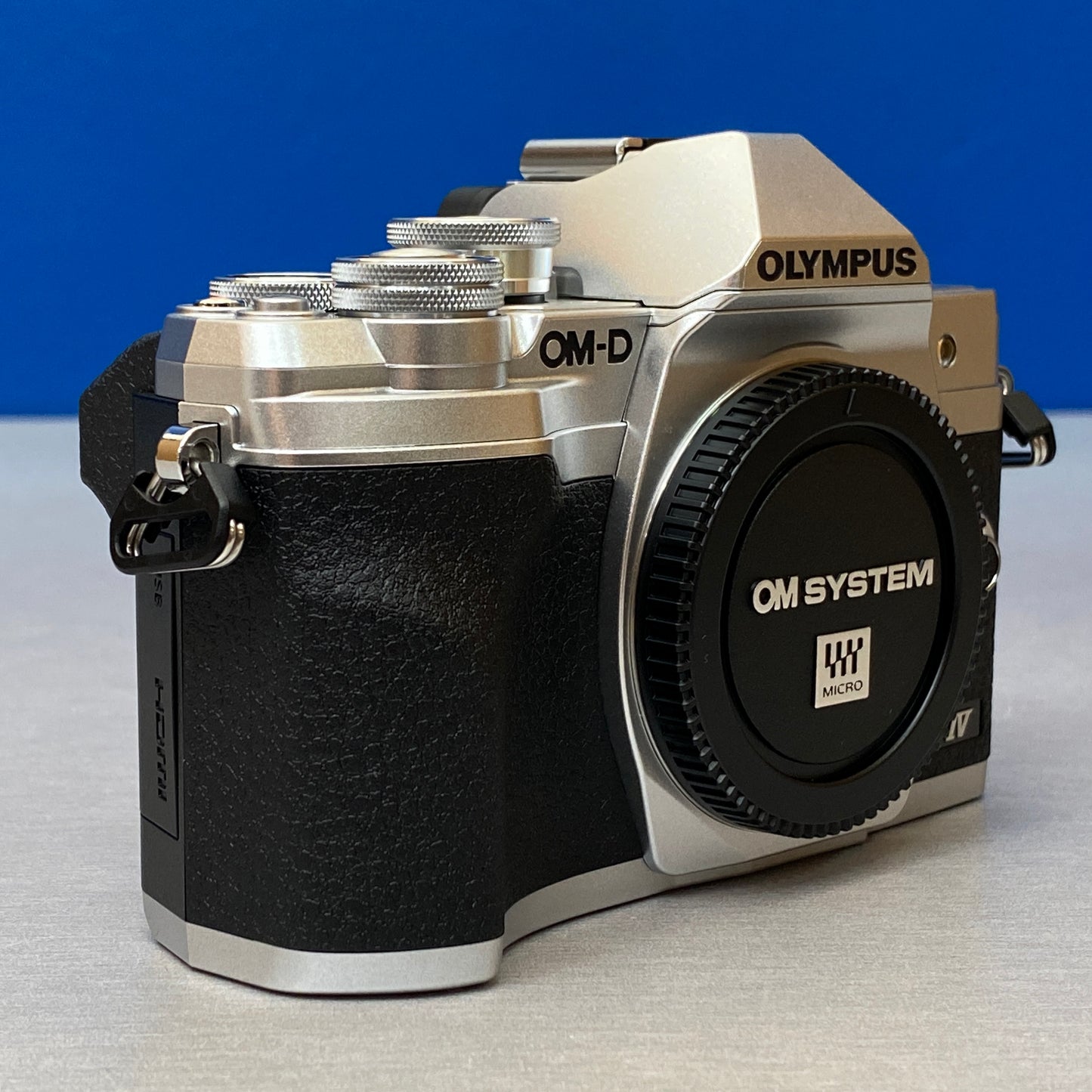 Olympus OM-D E-M10 Mark IV | 20.3MP | NOVA
