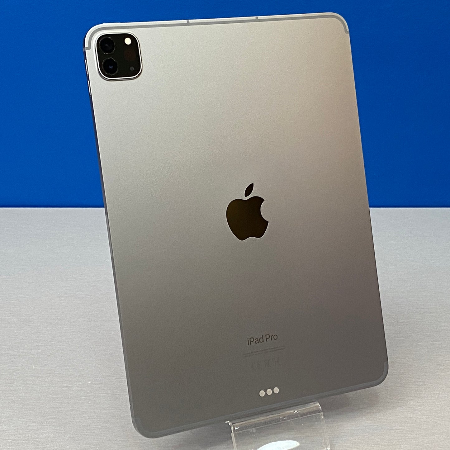 Apple iPad Pro 11" | 4ª Geração - 2022 | M2 | 128GB | Wi-Fi + 5G