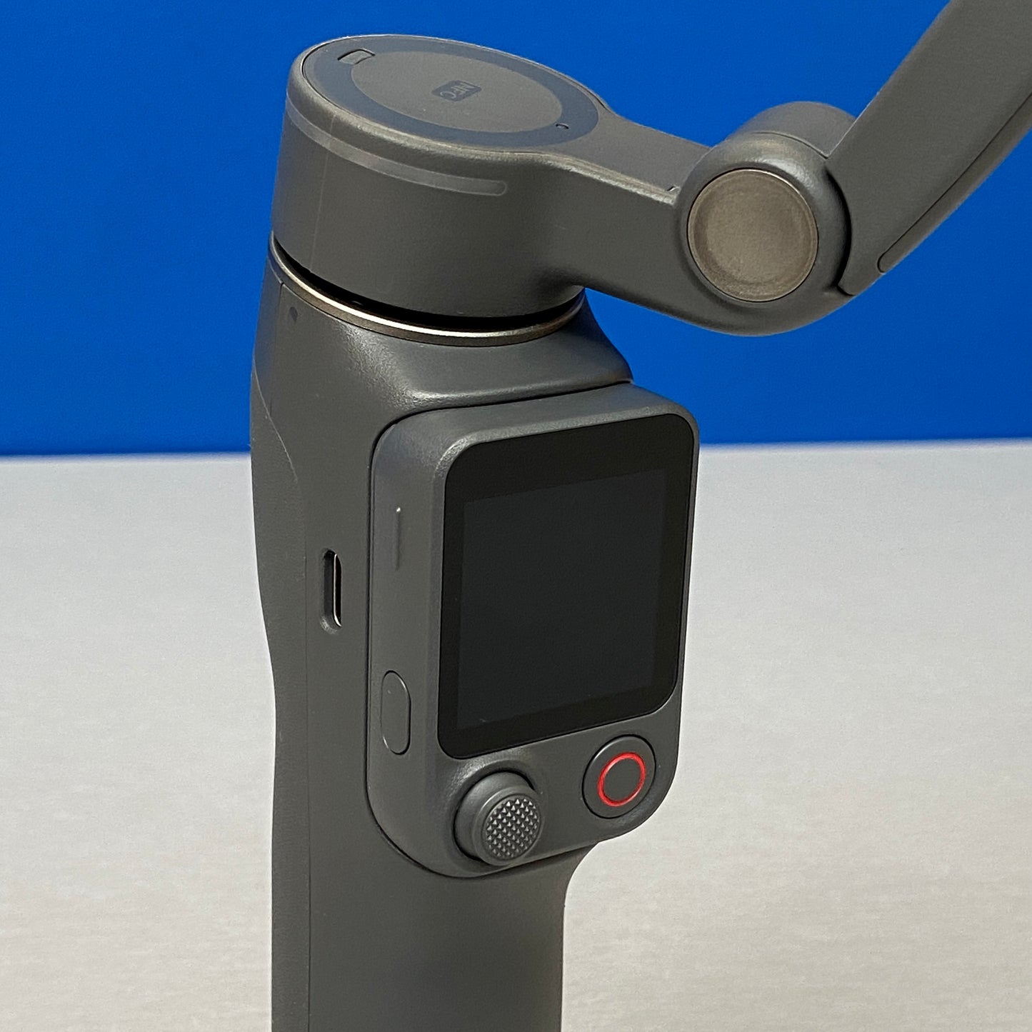 DJI Osmo Mobile 8