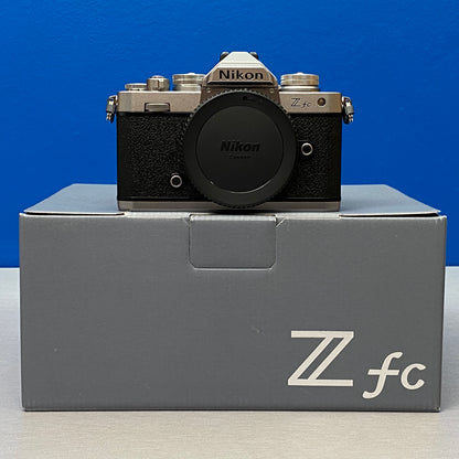 Nikon Z fc (Corpo) - 20.9MP