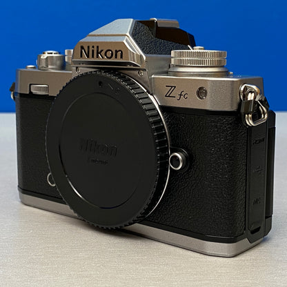 Nikon Z fc (Corpo) - 20.9MP