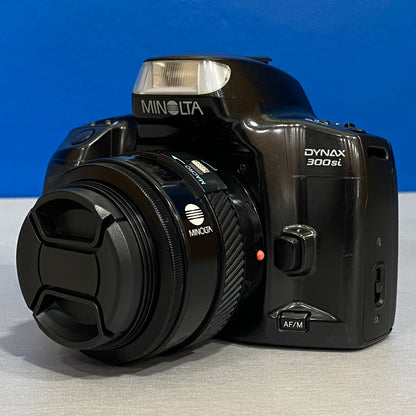 Minolta Dynax 300si + AF 35-70mm f/4